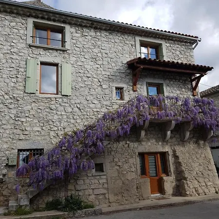 Gite Des Hirondelles Appartamento *